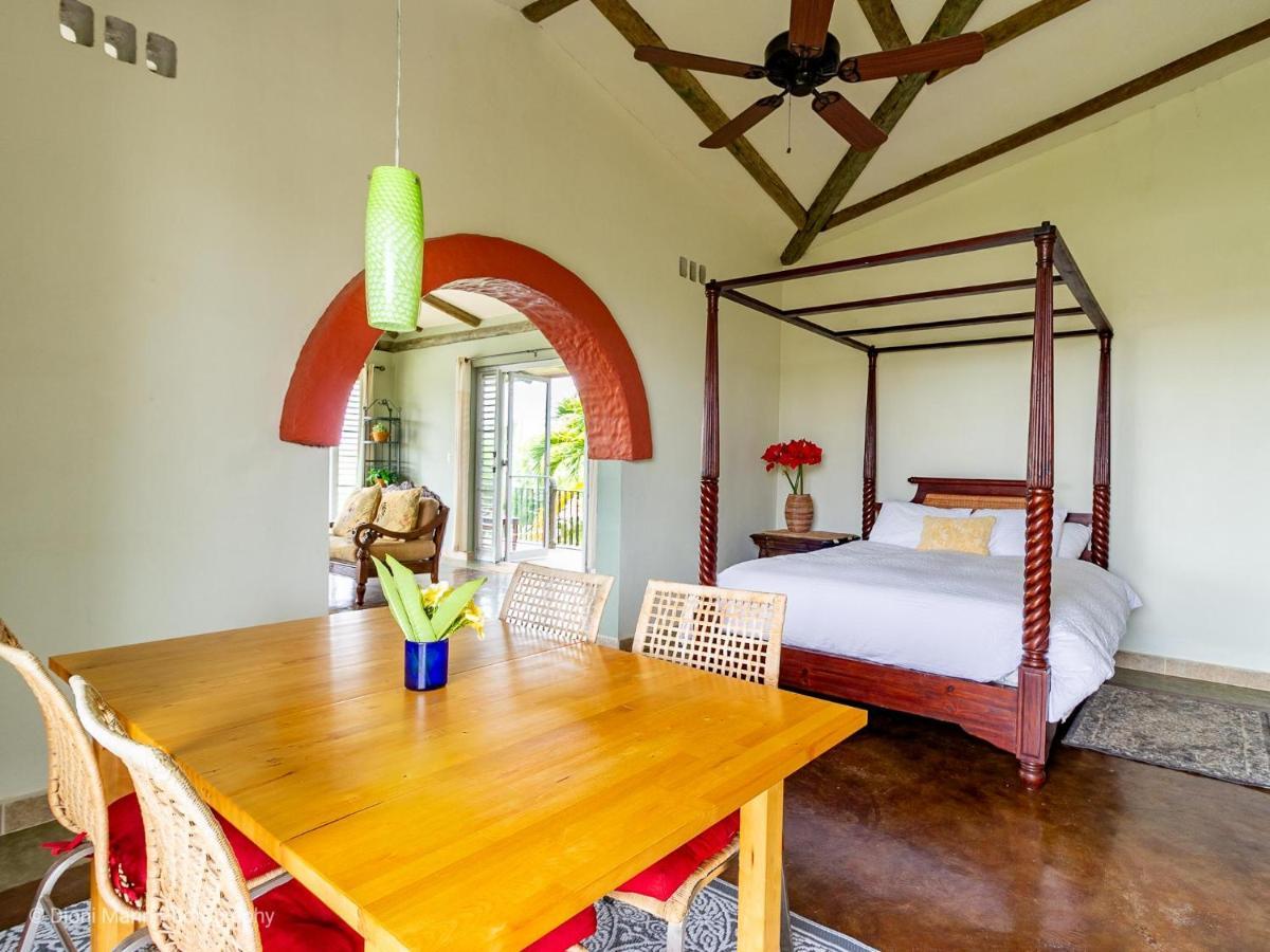 Almond Tree Hotel Resort コロサル エクステリア 写真